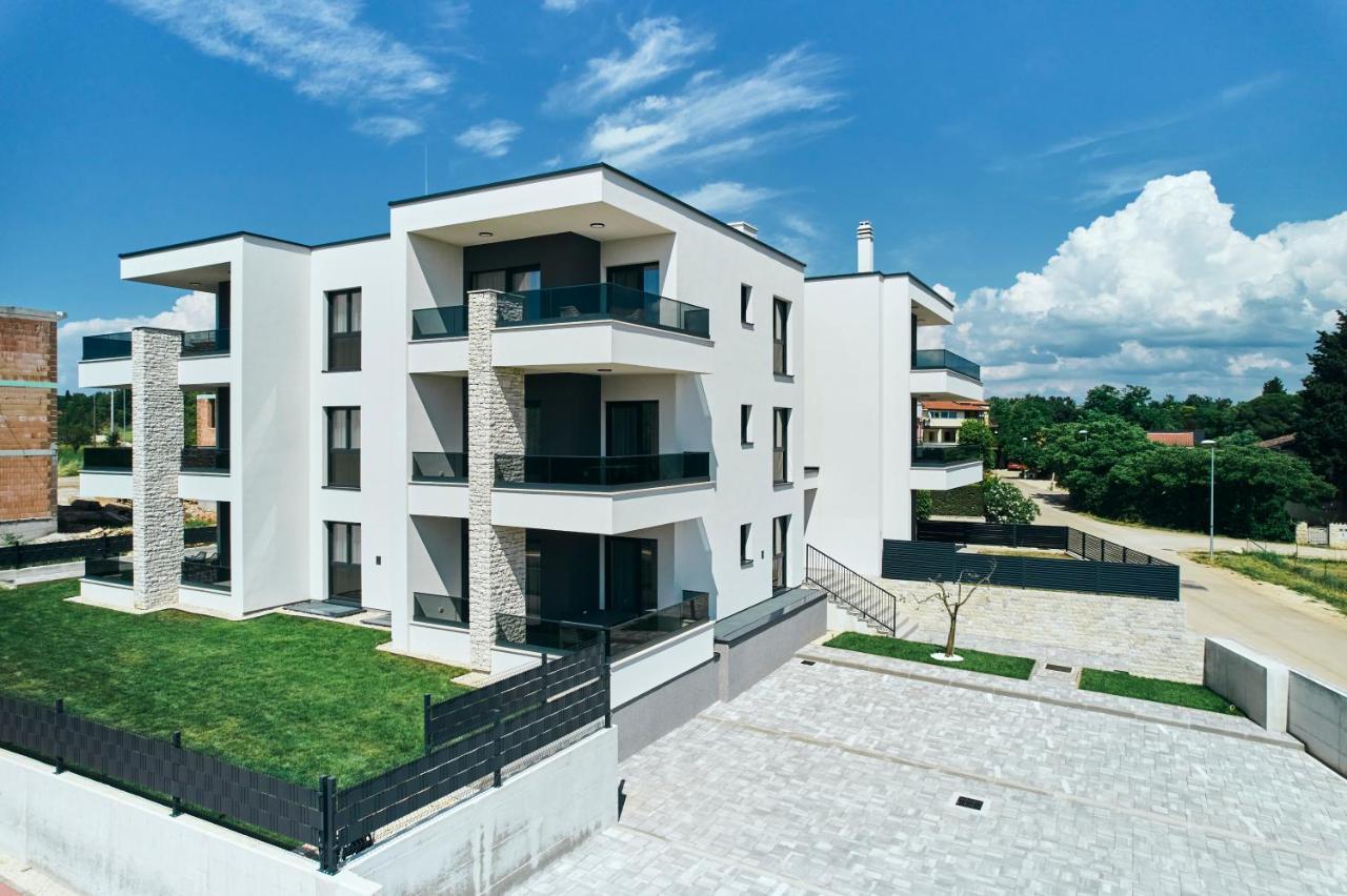 Apartments San Maris Umag Exterior foto