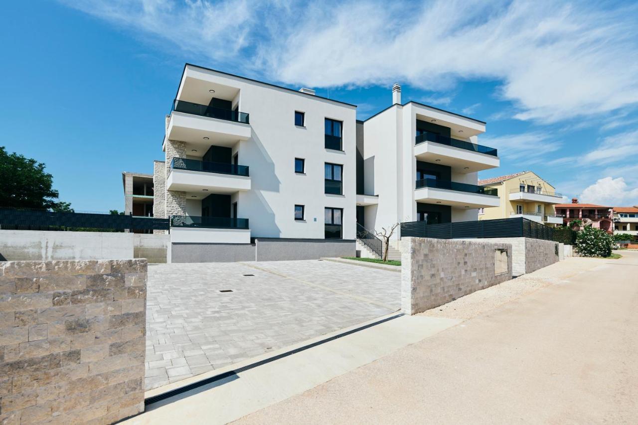 Apartments San Maris Umag Exterior foto